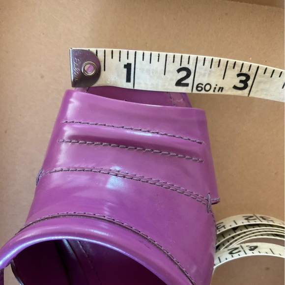 TOD’s purple pumps with wrap around straps. Size 36.5 Made in Italy - Picture 13 of 13